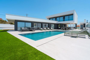 Casa Caracol, luxury house with a panoramic ocean view